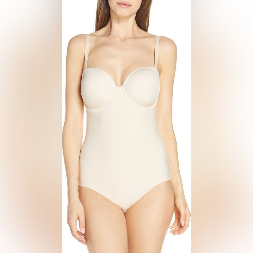 Wacoal | red carpet strapless Shapeware bodysuit in nude